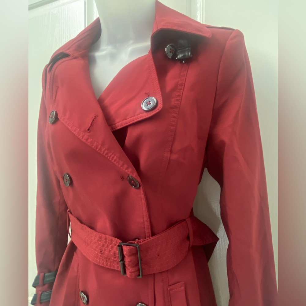 White House Black Market Burgundy Double-Breasted Trench Coat Sz XS - Picture 2 of 4